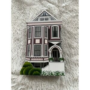 Sheila’s Collectibles #SF102 Queen Rose San Francisco  in Box